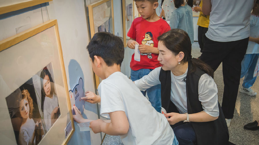 08观展 (4)_副本.jpg